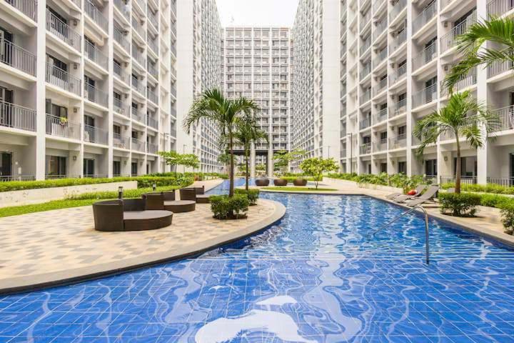 Shore 2 Residences 1Br Deluxe Room In Moa Complex Манила Экстерьер фото