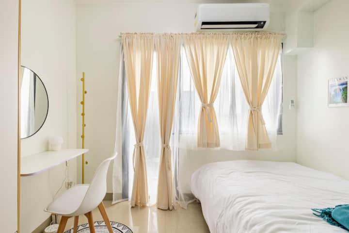 Shore 2 Residences 1Br Deluxe Room In Moa Complex Манила Экстерьер фото