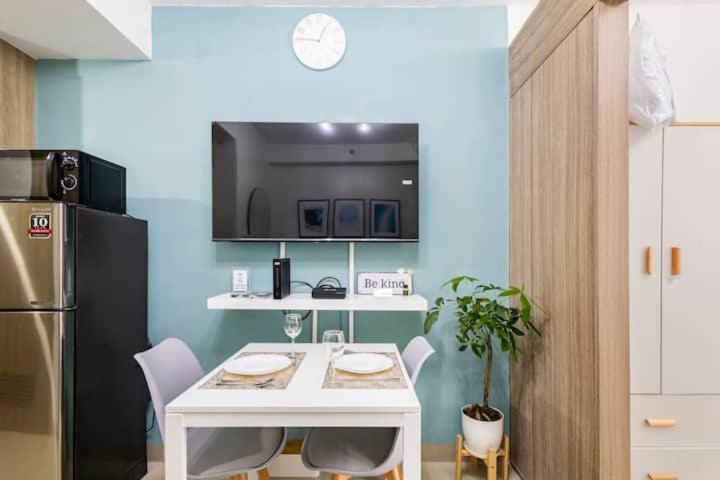Shore 2 Residences 1Br Deluxe Room In Moa Complex Манила Экстерьер фото